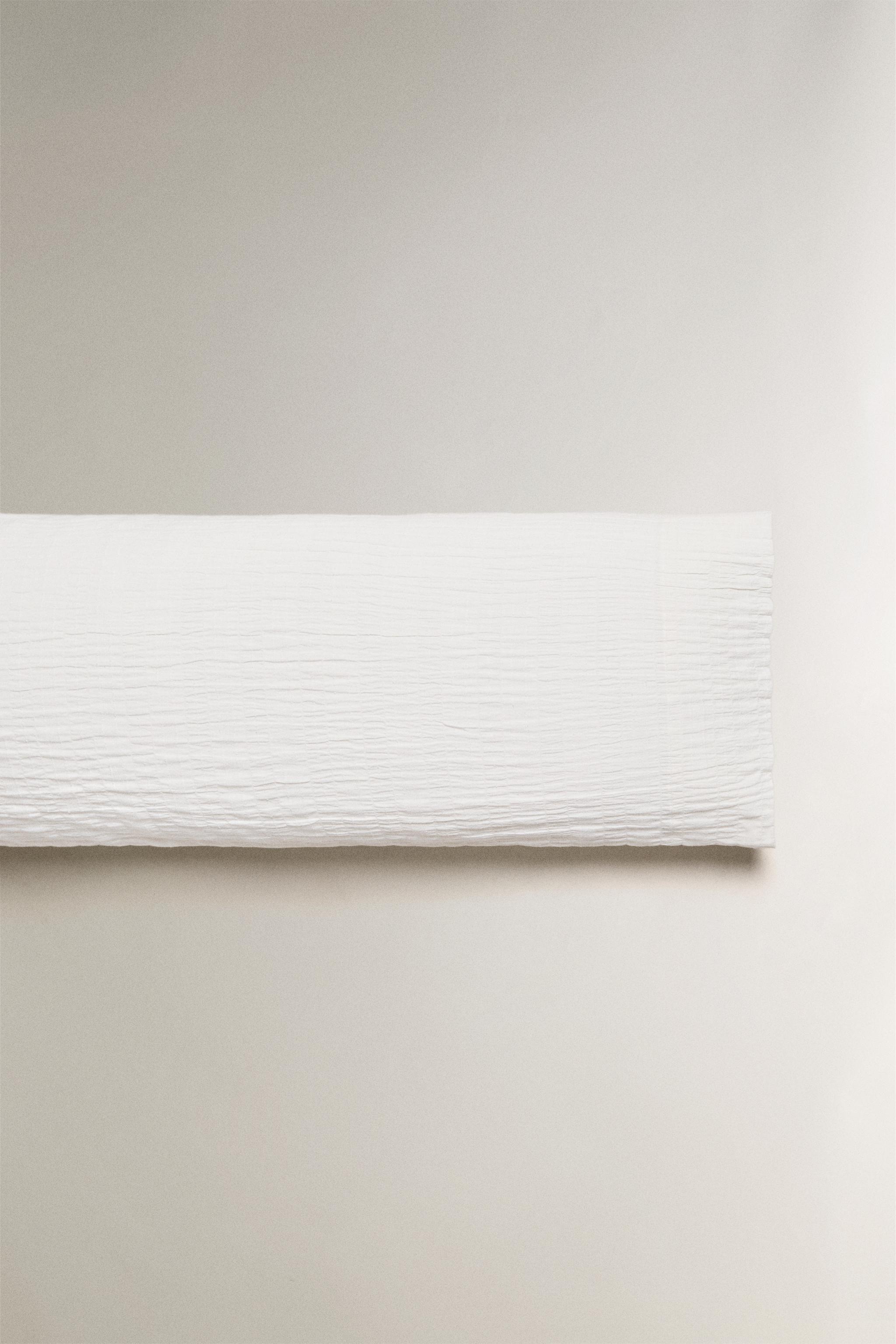 TEXTURED COTTON PILLOWCASE
